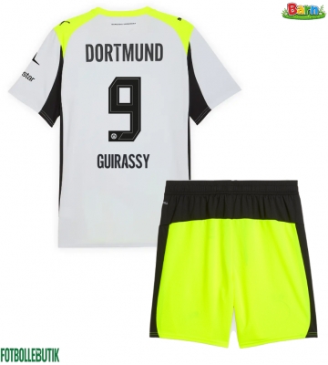 Borussia Dortmund Serhou Guirassy #9 Bortaställ Barn 2025-26 Kortärmad (+ Korta byxor)